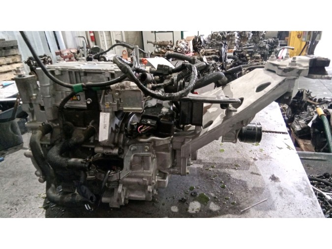 MOTOR CON ACCESORIOS Y CAJA DE CAMBIOS MAZDA MX-30 2020