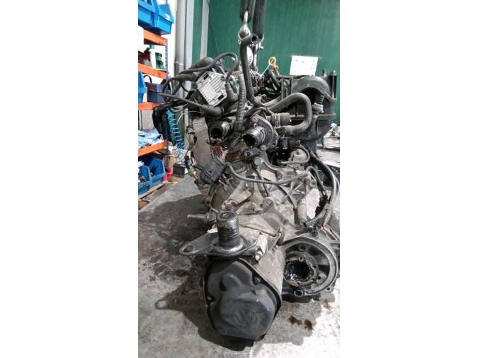 MOTOR CON ACCESORIOS Y CAJA DE CAMBIOS VOLKSWAGEN LUPO 2001