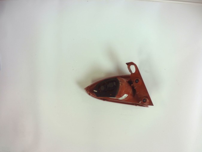 PILOTO TRASERO DERECHO EXTERIOR SEAT LEON 2012