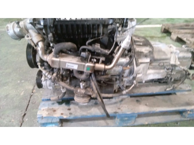 MOTOR CON ACCESORIOS Y CAJA DE CAMBIOS MERCEDES C 220 CDI