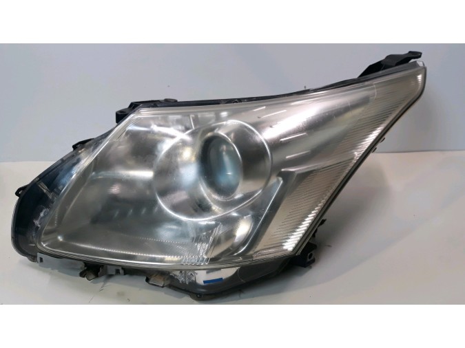 FARO DELANTERO IZQUIERDO TOYOTA AVENSIS 2010