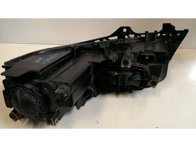 FARO DELANTERO DERECHO MAZDA 6 2005