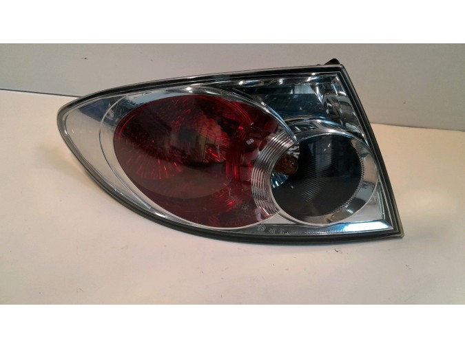 PILOTO TRASERO IZQUIERDO MAZDA 6 2005