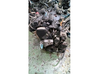 MOTOR CON ACCESORIOS Y CAJA DE CAMBIOS VOLKSWAGEN GOLF 2000