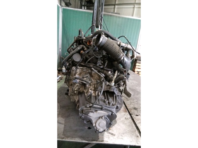 MOTOR CON ACCESORIOS Y CAJA DE CAMBIOS PEUGEOT 807 2004