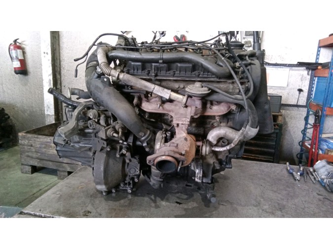 MOTOR CON ACCESORIOS Y CAJA DE CAMBIOS PEUGEOT 807 2004