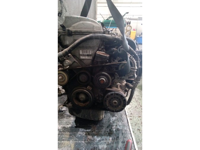 Motor TOYOTA AVENSIS 2004