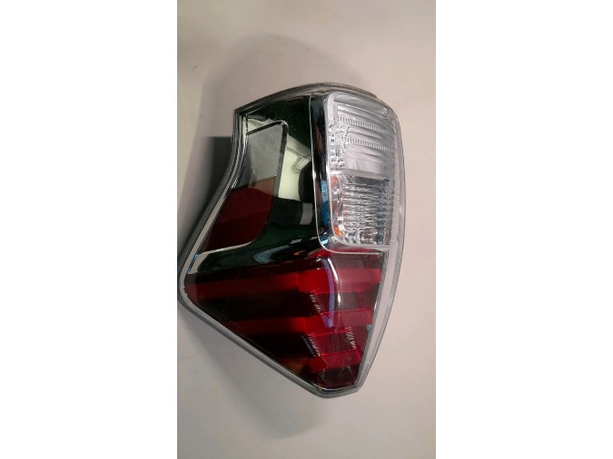 PILOTO TRASERO DERECHO TOYOTA PRIUS 2019