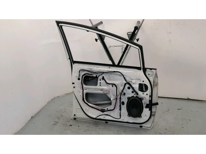 PUERTA DELANTERA IZQUIERDA TOYOTA PRIUS 2019