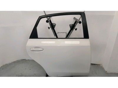PUERTA TRASERA DERECHA TOYOTA PRIUS BLANCO 2019