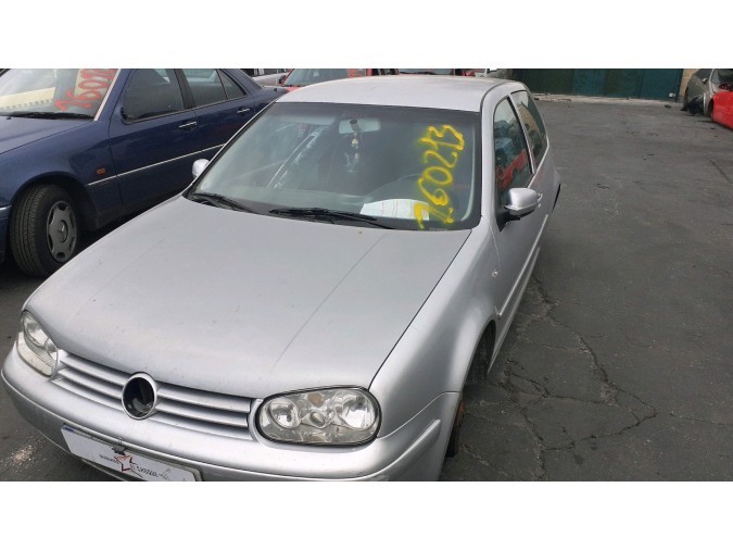 Intercooler VOLKSWAGEN GOLF 2000