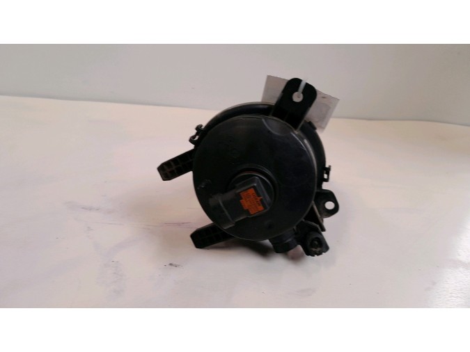 FARO ANTINIEBLA IZQUIERDO BMW 316D 2014
