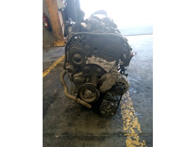 MOTOR CON ACCESORIOS Y CAJA DE CAMBIOS CITROEN C3