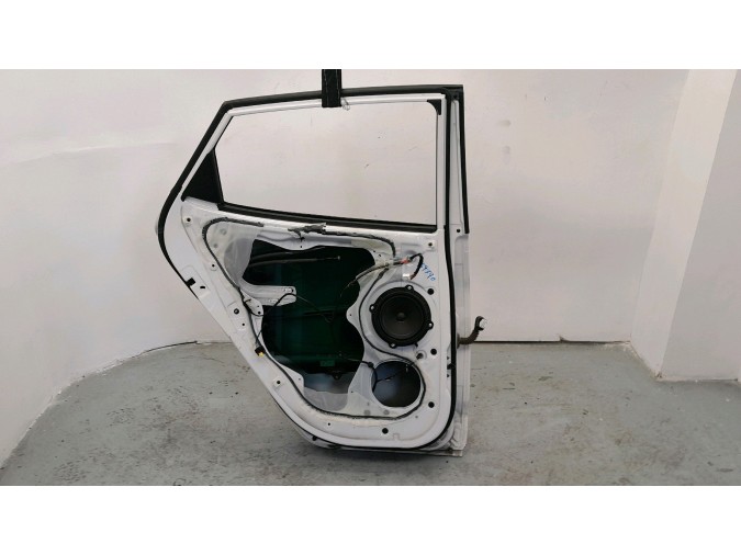 PUERTA TRASERA IZQUIERDA HYUNDAI IX35 BLANCA 2014