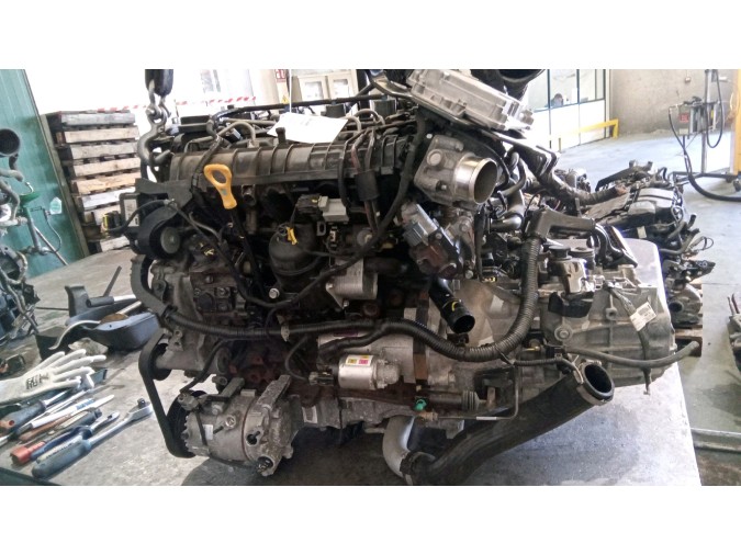 MOTOR CON ACCESORIOS Y CAJA DE CAMBIOS HYUNDAI IX35