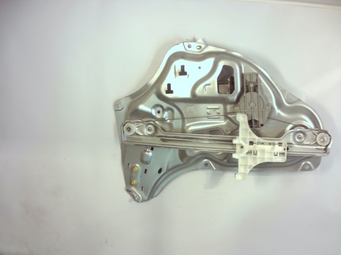 ELEVALUNAS TRASERO IZQUIERDO HYUNDAI IX35 2014