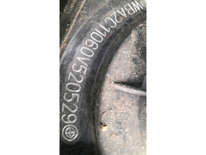 REJILLA DERECHA PARAGOLPES DELANTERO BMW 218D 2015