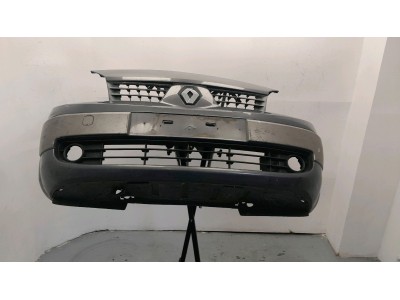 PARAGOLPES DELANTERO RENAULT SCENIC GRIS 2006