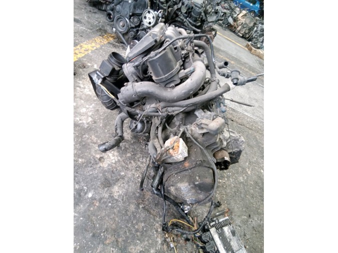 MOTOR CON ACCESORIOS Y CAJA DE CAMBIOS CITROEN C3