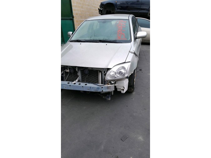 TRAPECIO INFERIOR DELANTERO IZQUIERDO TOYOTA AVENSIS