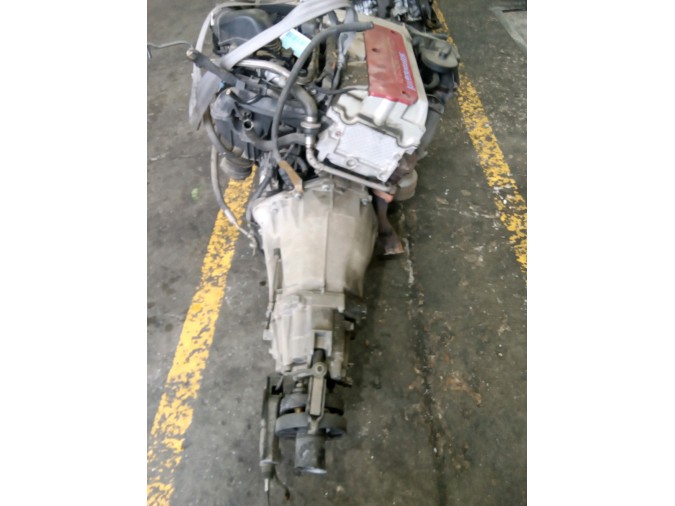 MOTOR CON ACCESORIOS Y CAJA DE CAMBIOS MERCEDES C 200 KOMPRESSOR 2000
