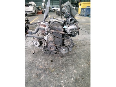 MOTOR CON ACCESORIOS SIN CAJA DE CAMBIOS RENAULT R21 1990