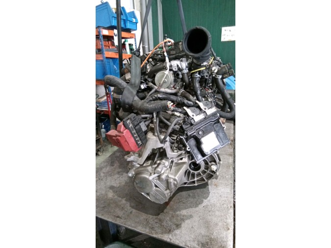 MOTOR CON ACCESORIOS SIN CAJA DE CAMBIOS NISSAN QASHQAI