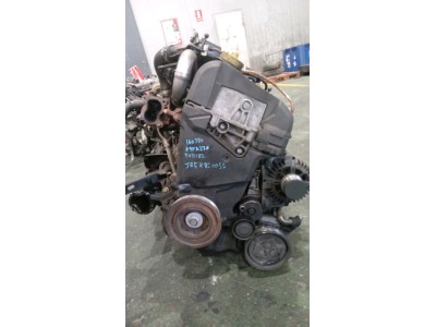 MOTOR CON ACCESORIOS SIN CAJA DE CAMBIOS NISSAN MICRA 2005