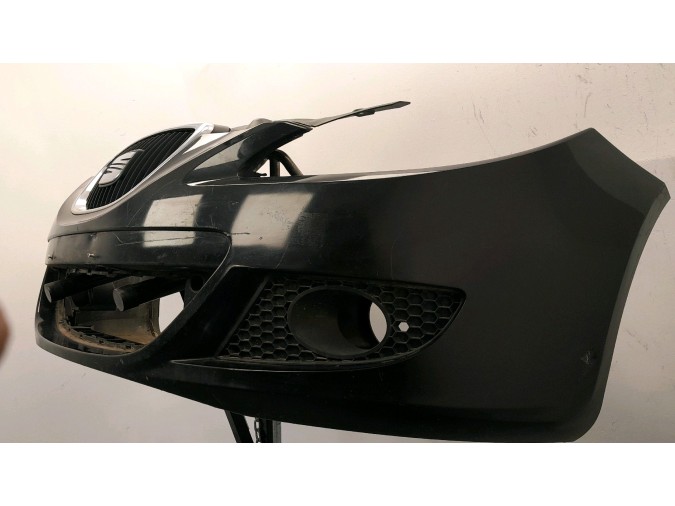 PARAGOLPES DELANTERO SEAT LEON NEGRO 2006