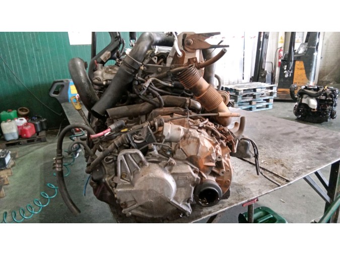 MOTOR CON ACCESORIOS SIN CAJA DE CAMBIOS VOLVO C70 1998