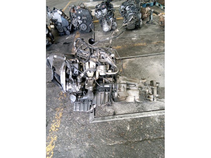 MOTOR CON ACCESORIOS Y CAJA DE CAMBIOS MERCEDES SPRINTER 311 CDI 2007