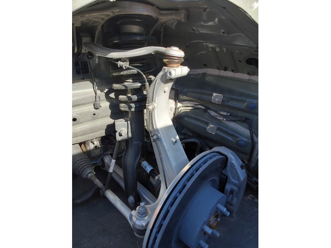 AMORTIGUADOR DELANTERO IZQUIERDO TESLA MODEL Y 2023