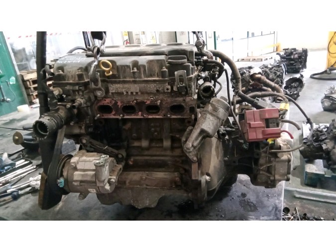 MOTOR CON ACCESORIOS Y CAJA DE CAMBIOS CHEVROLET AVEO