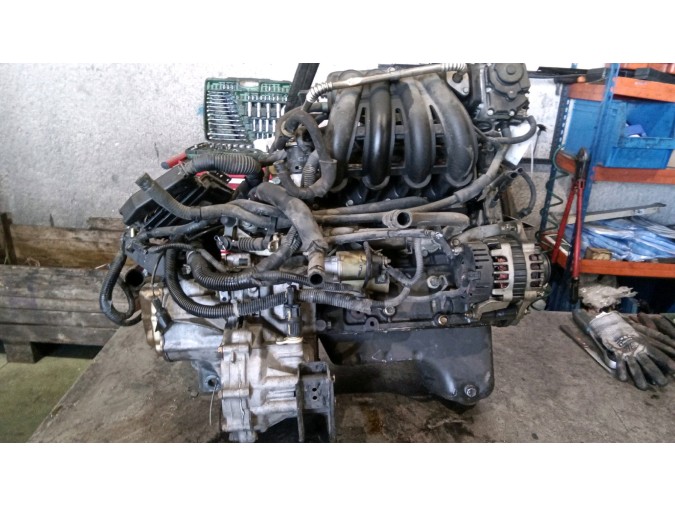 MOTOR CON ACCESORIOS Y CAJA DE CAMBIOS DAEWOO KALOS 2004