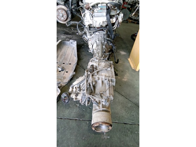 MOTOR CON ACCESORIOS Y CAJA DE CAMBIOS MITSUBISHI MONTERO 2016