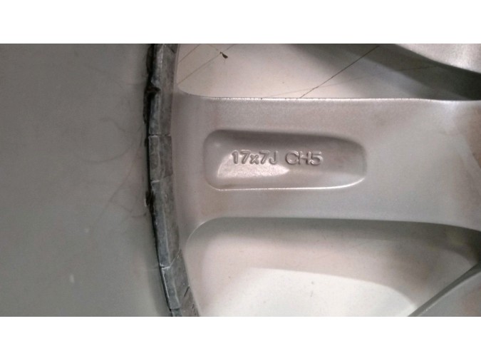 LLANTA SO NISSAN QASHQAI 2016