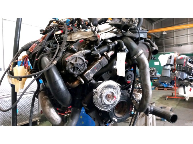 MOTOR CON ACCESORIOS Y CAJA DE CAMBIOS BMW 330D 2001