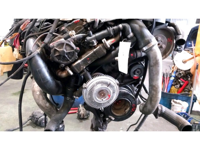 MOTOR CON ACCESORIOS Y CAJA DE CAMBIOS BMW 330D 2001