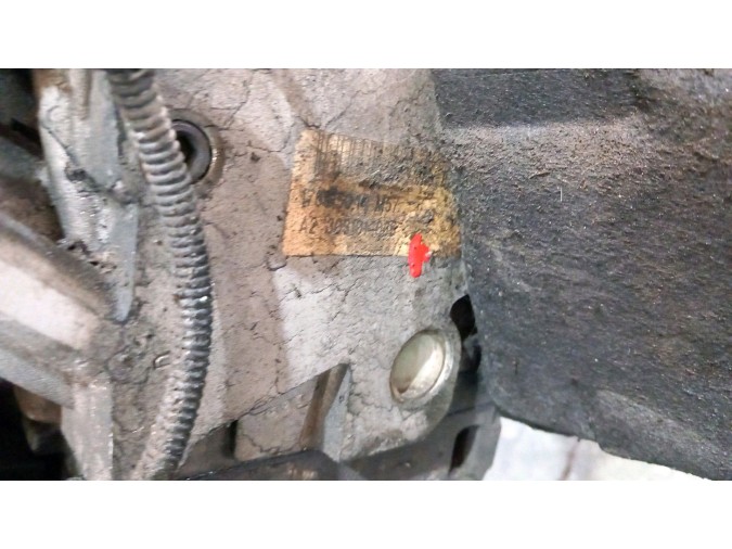 MOTOR CON ACCESORIOS Y CAJA DE CAMBIOS BMW 330D 2001