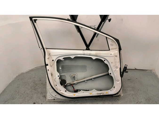PUERTA DELANTERA IZQUIERDA HYUNDAI I30 BLANCO 2014