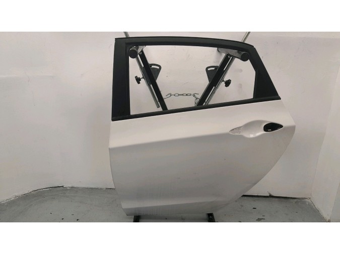 PUERTA TRASERA IZQUIERDA HYUNDAI I30 BLANCO 2014