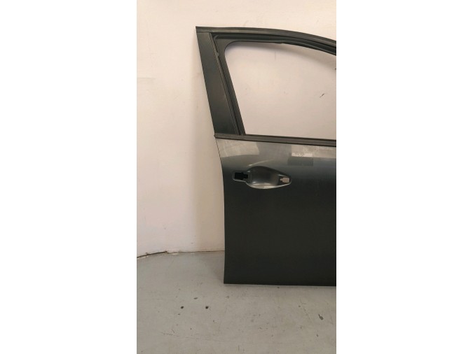 PUERTA DELANTERA DERECHA PEUGEOT 208 GRIS 2022