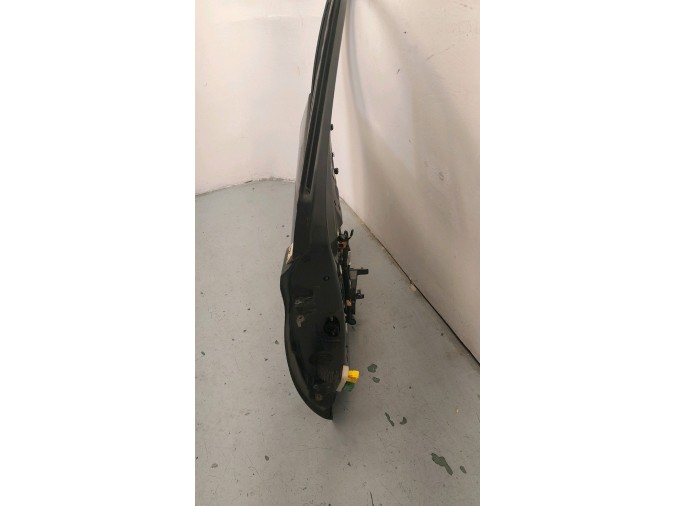 PUERTA DELANTERA DERECHA PEUGEOT 208 GRIS 2022
