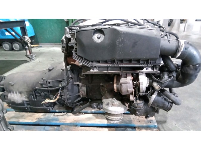 MOTOR CON ACCESORIOS SIN CAJA DE CAMBIOS MERCEDES C 220 CDI