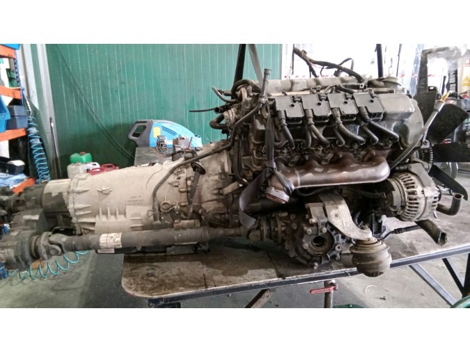 MOTOR CON ACCESORIOS Y CAJA DE CAMBIOS MERCEDES E 430 4MATIC 2001