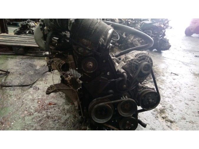 MOTOR CON ACCESORIOS Y CAJA DE CAMBIOS VOLKSWAGEN GOLF 1993