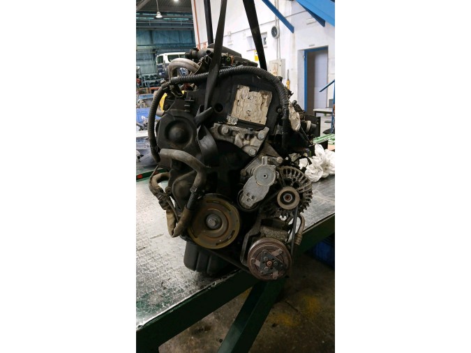 Motor CITROEN C3 2003