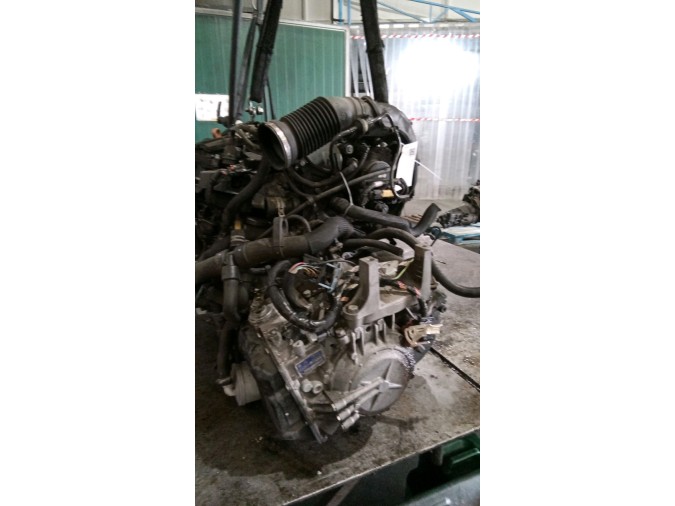 MOTOR CON ACCESORIOS Y CAJA DE CAMBIOS CITROEN C5