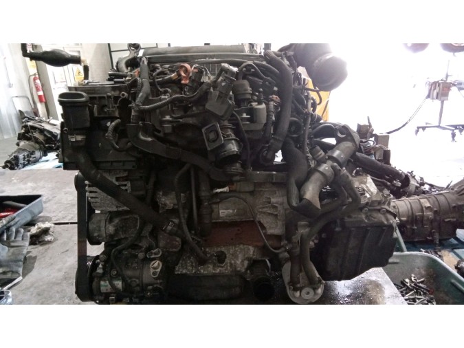 MOTOR CON ACCESORIOS Y CAJA DE CAMBIOS CITROEN C5