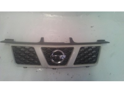 REJILLA CENTRAL NISSAN X TRAIL 2006